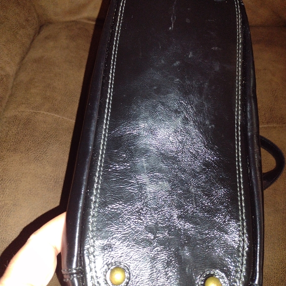 Coach Vintage Black Patent Leather Ladies Bag - Picture 10 of 11